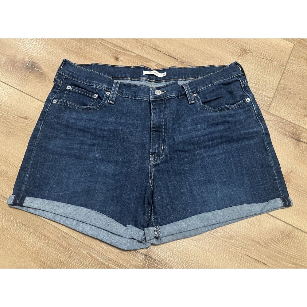 Women's Levi's Mid Length Jean Shorts Size 34 Cuffed Hem Worn Once!